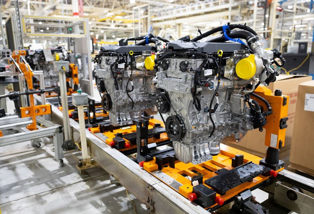 Stellantis νέος υβριδικός κινητήρας για τετρακίνητα SUV