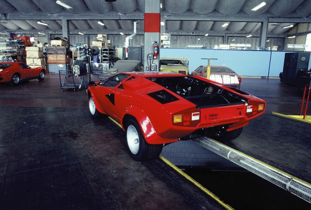 Lamborghini Countach γραμμη παραγωγής