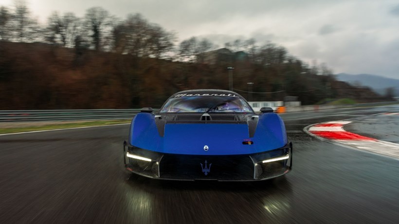 Maserati MCXtrema δοκιμές στην πίστα