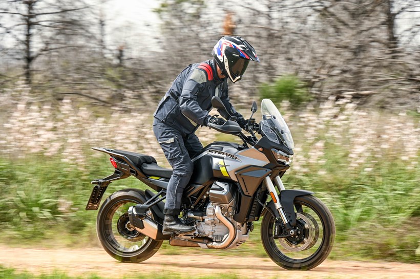 Moto Guzzi Stelvio
