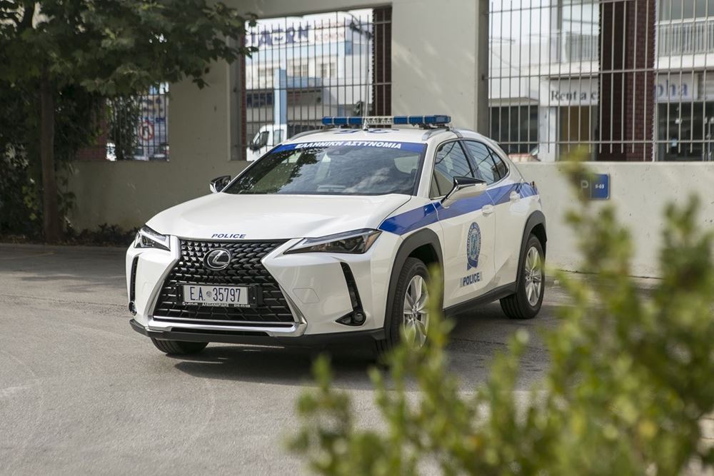 Lexus UX250h περιπολικό αστυνομίας Δήμος Πυλαίας-Χορτιάτη