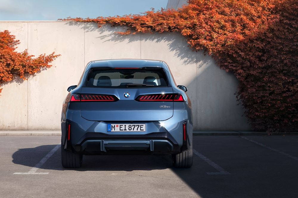 BMW iX3 50 xDrive