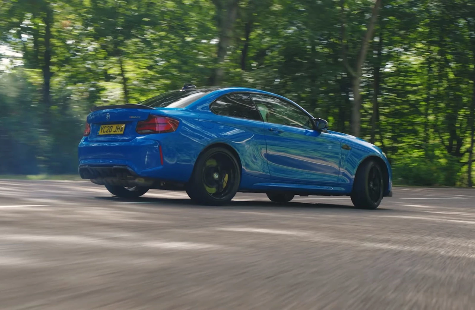 BMW M2 CS