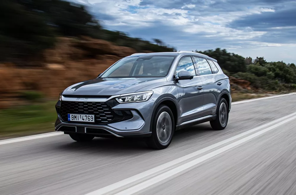 BYD Sealion 5 DM-i Plug-in Hybrid SUV