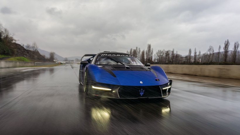 Maserati MCXtrema δοκιμές στην πίστα