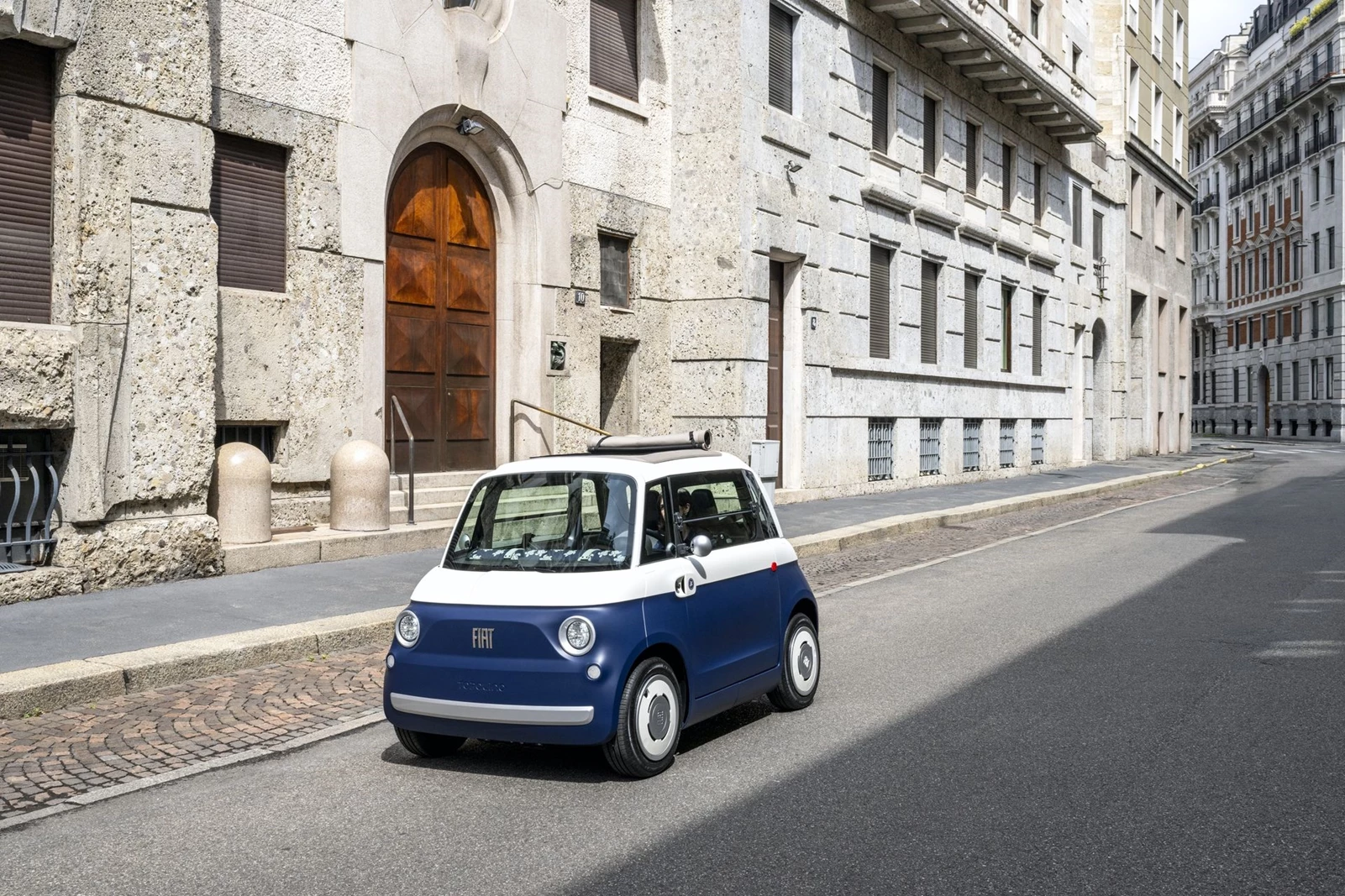Παρουσίαση Fiat Topolino Vilebrequin στο Βατικανό