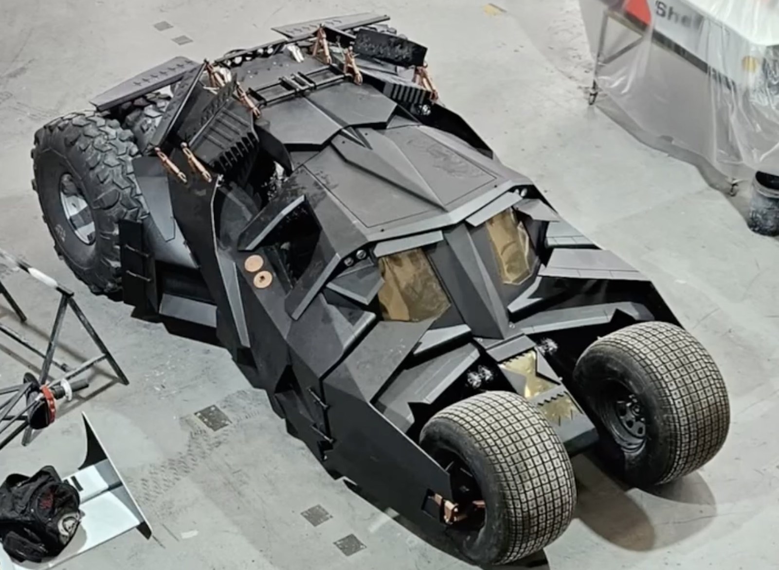 Batmobile replica Neymar
