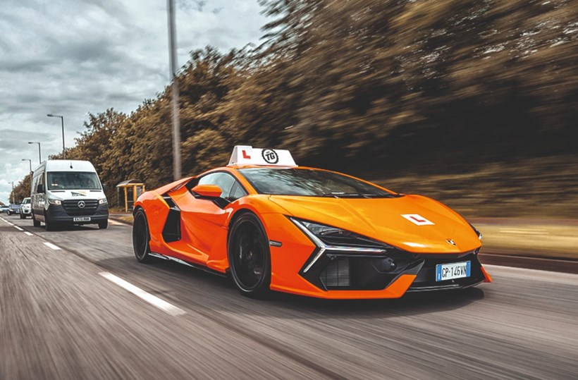 TopGear Lamboghini Revuelto