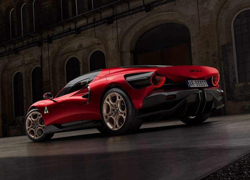 Alfa Romeo nea 33 Stradale