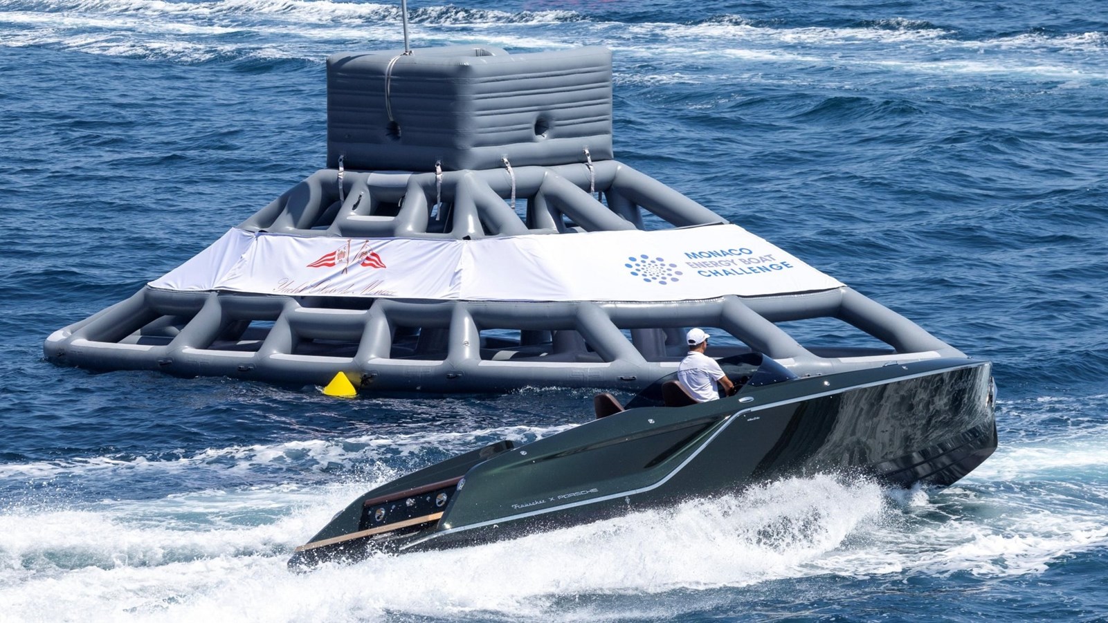 Frauscher x Porsche 850 Fantom