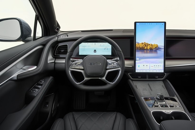 BYD SEALION 7