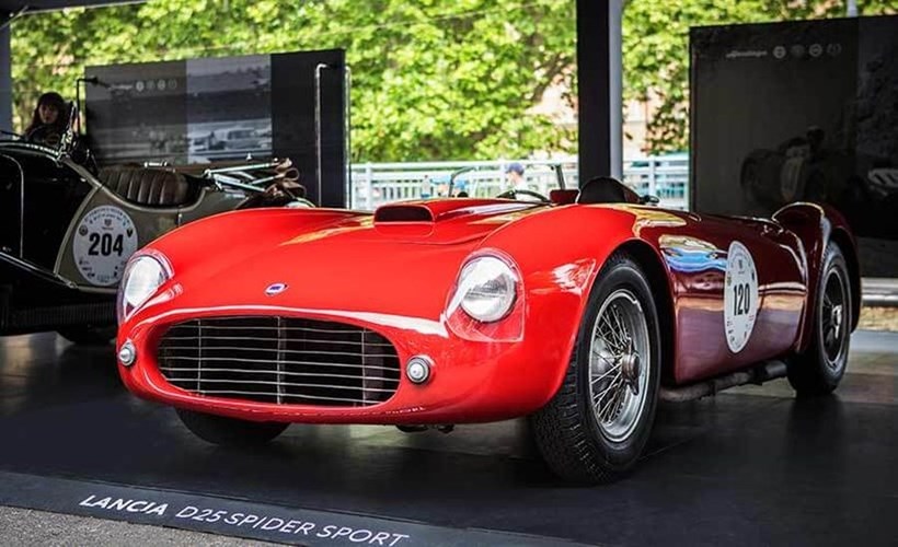 Lancia D25