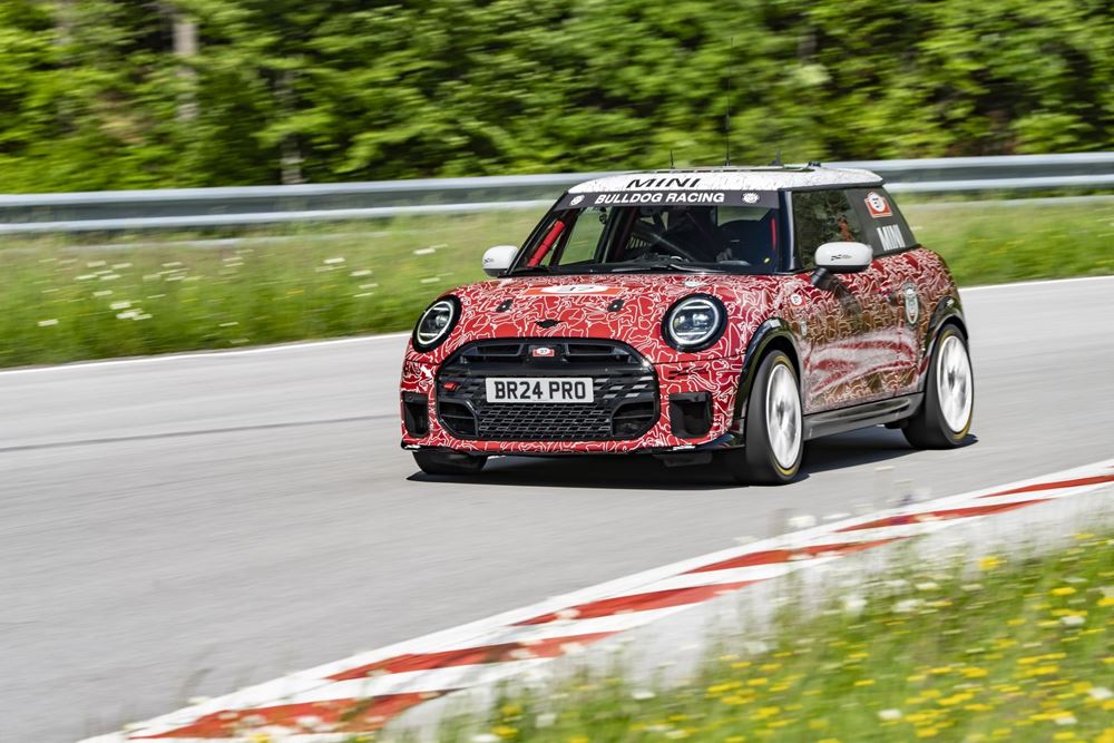 Mini John Cooper Works PRO Nurburgring 24HR