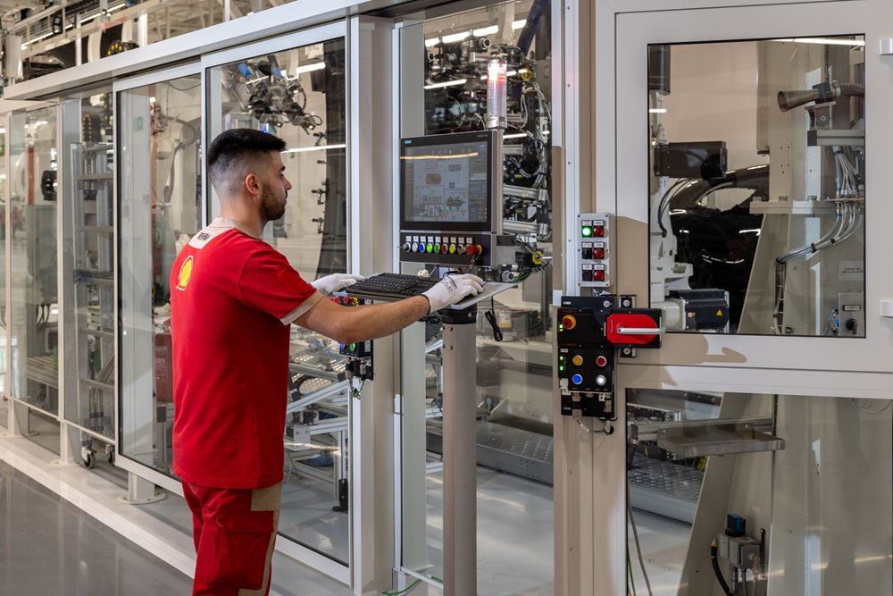 Ferrari e-building Maranello εργοστάσιο ηλεκτρικών hypercars