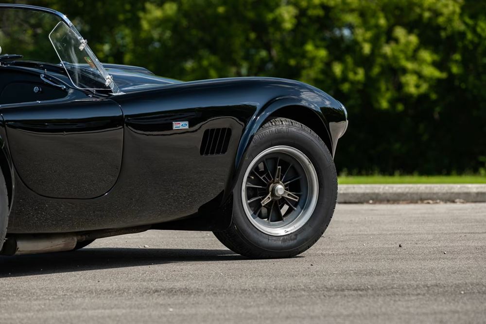 Shelby 427 Cobra Roadster