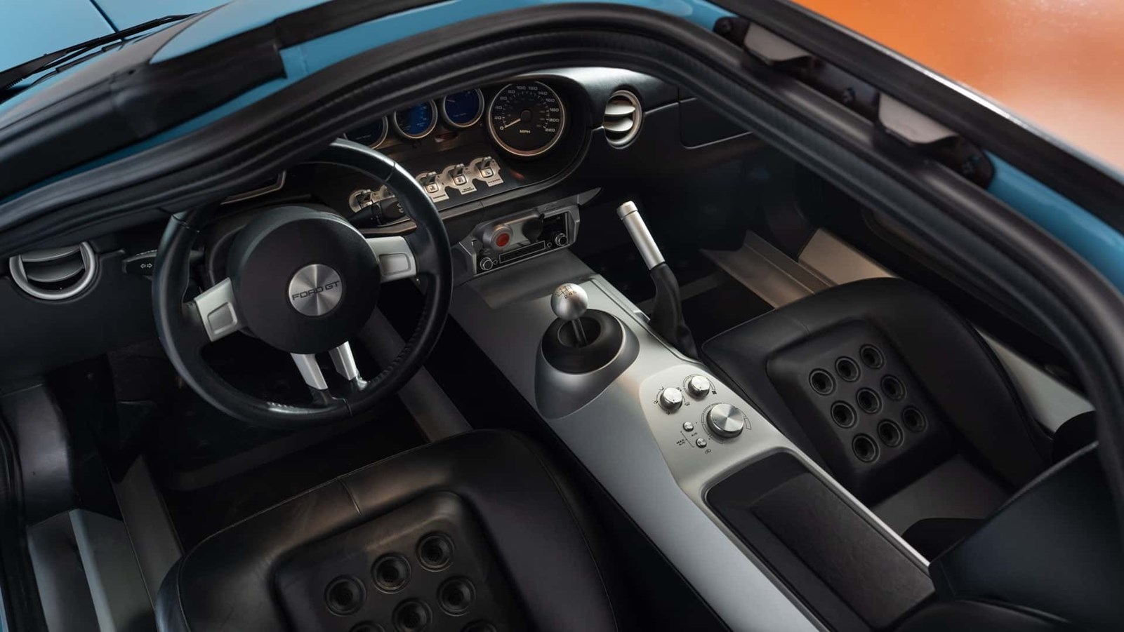 Ford GT heritage edition