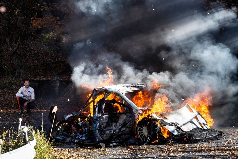 Rally Japan WRC Sordo Fire