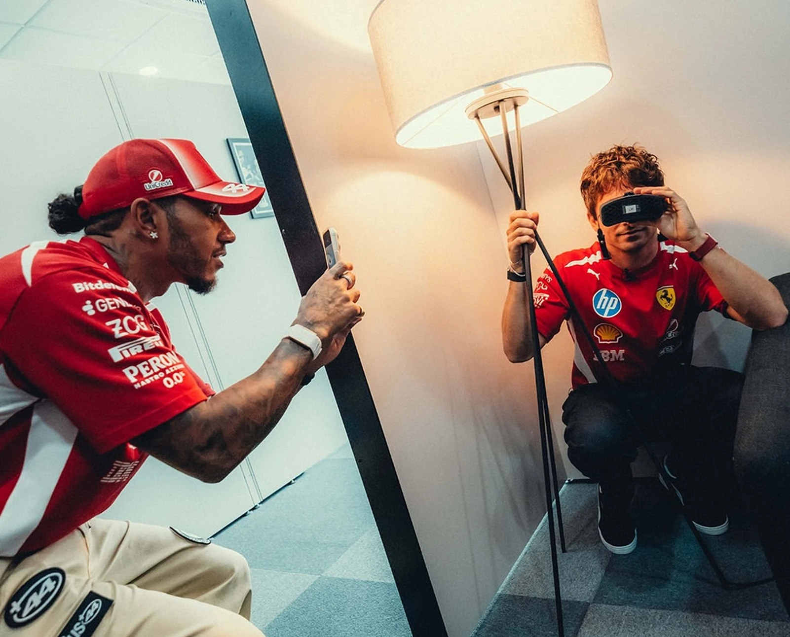 Ferrari social media σιγκαπούρη 2026 hamilton leclerc