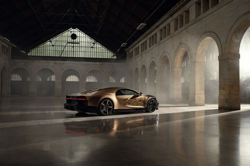 Bugatti Chiron SS Golden Era