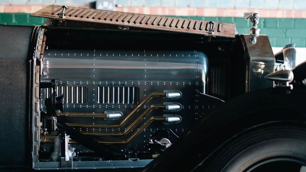 Rolls-Royce Phantom II Electrogenic Jason Momoa