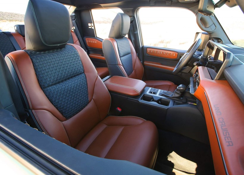 Toyota Land Cruiser ROX Concept
