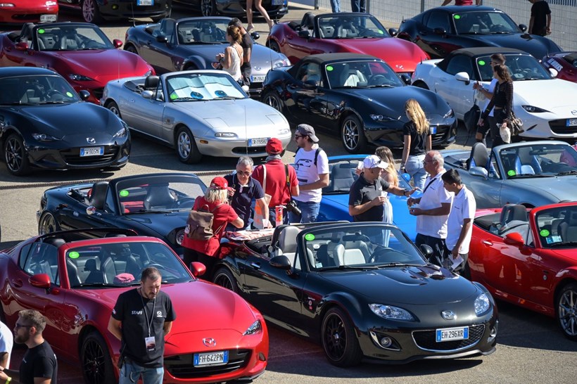 Mazda MX-5 Guinness