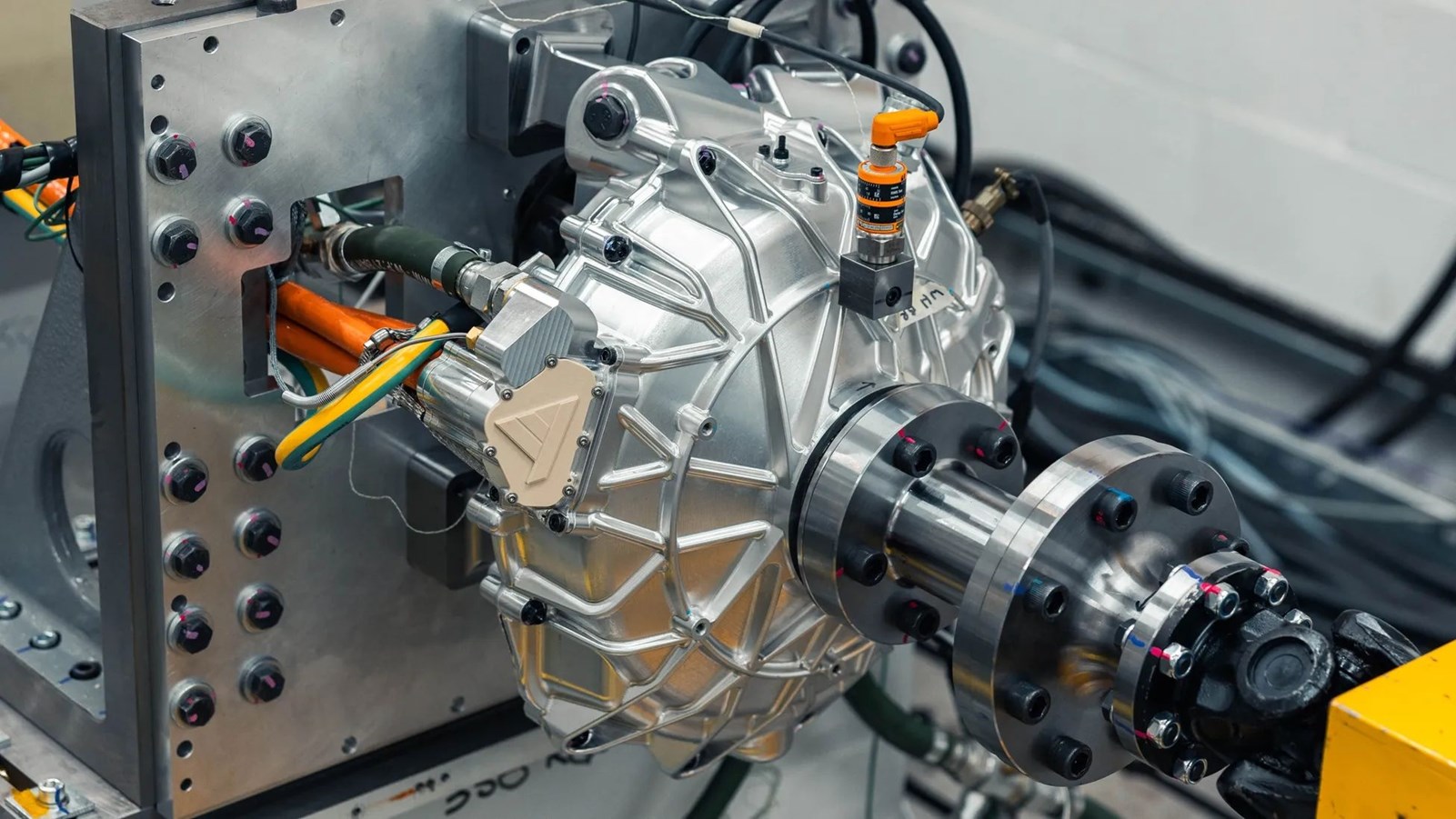 Ηλεκτροκινητήρας Yasa στο δυναμόμετρο