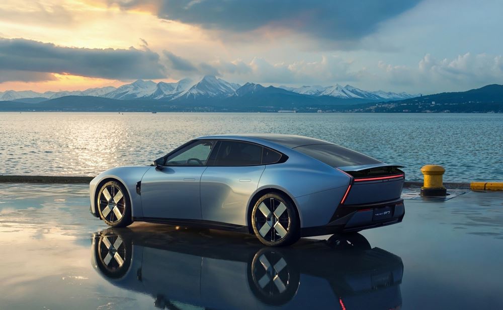 Xpeng P7
