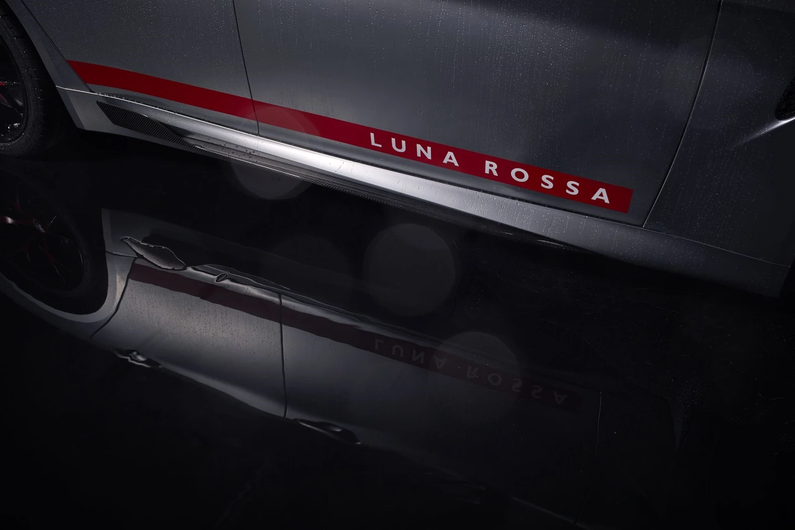 Alfa Romeo Giulia Quadrifoglio Luna Rossa