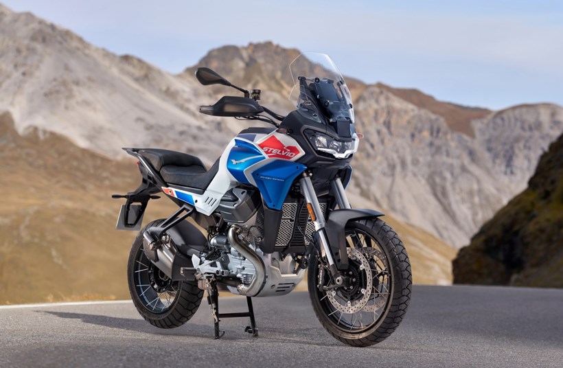 Moto Guzzi Stelvio Duecento Tributo