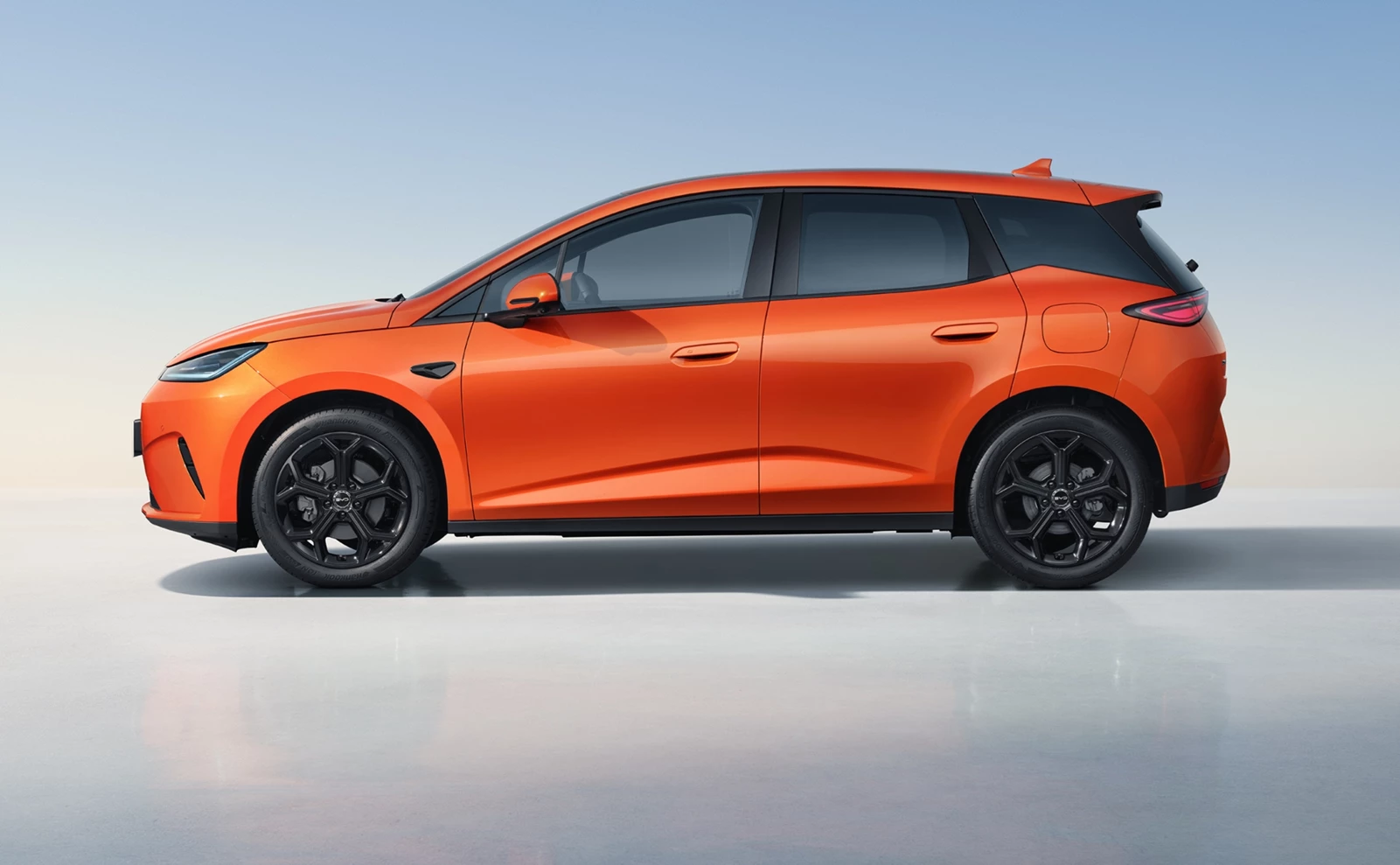 BYD Dolphin G DM-i