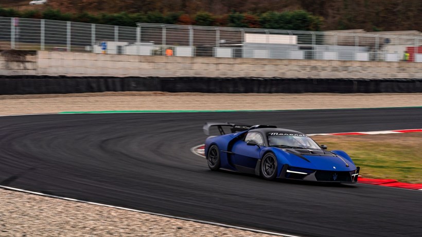 Maserati MCXtrema δοκιμές στην πίστα