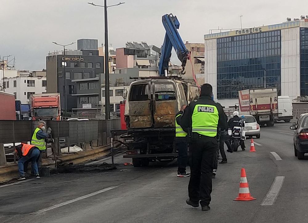 Κηφισός φωτιά σε αυτοκίνητο