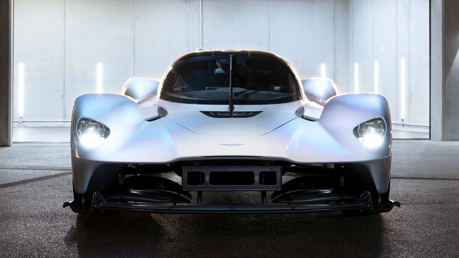 Aston Martin Valkyrie Ricciardo