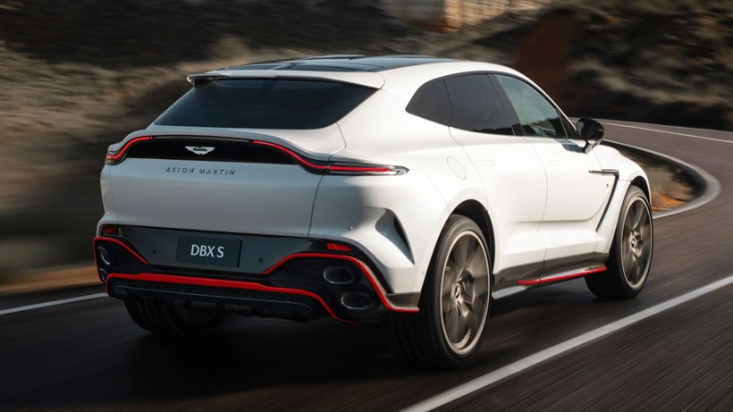 Aston Martin DBX S