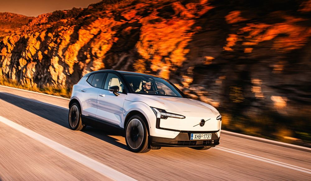 Volvo EX30 Mini SUV 2024