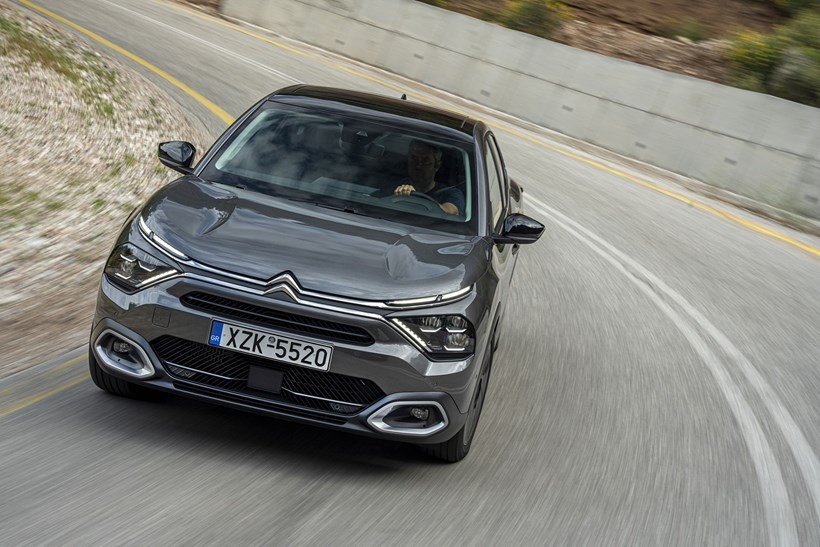 Citroen C4 X 1,2 130 EAT8