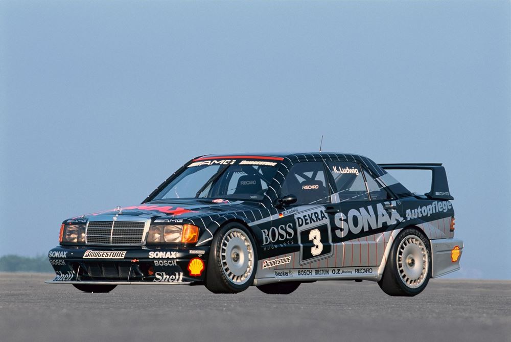 Mercedes 190E Evo II HWA Restomod