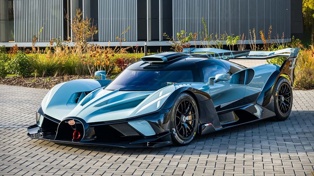 Bugatti Bolide final