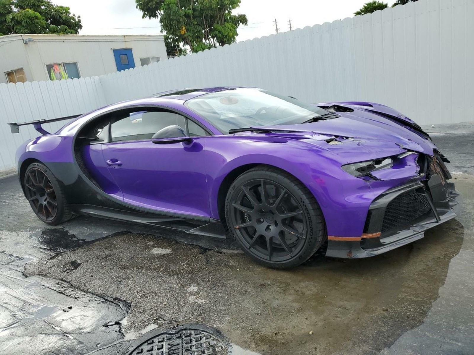 Bugatti Chiron crash