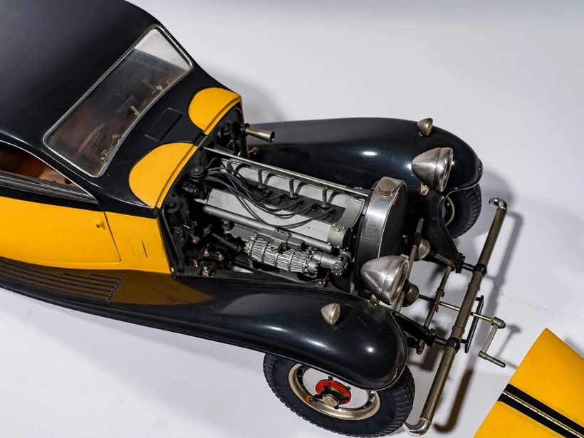 Bugatti Type 50 Pocher Model