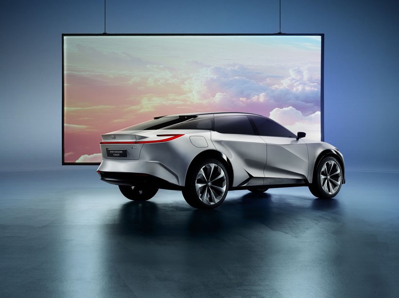 Toyota Sport Crossover Coupe