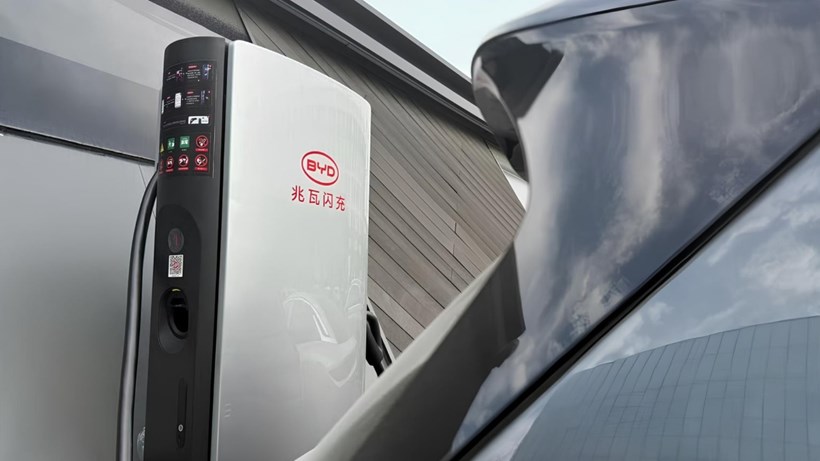 BYD Megawatt Flash Charger