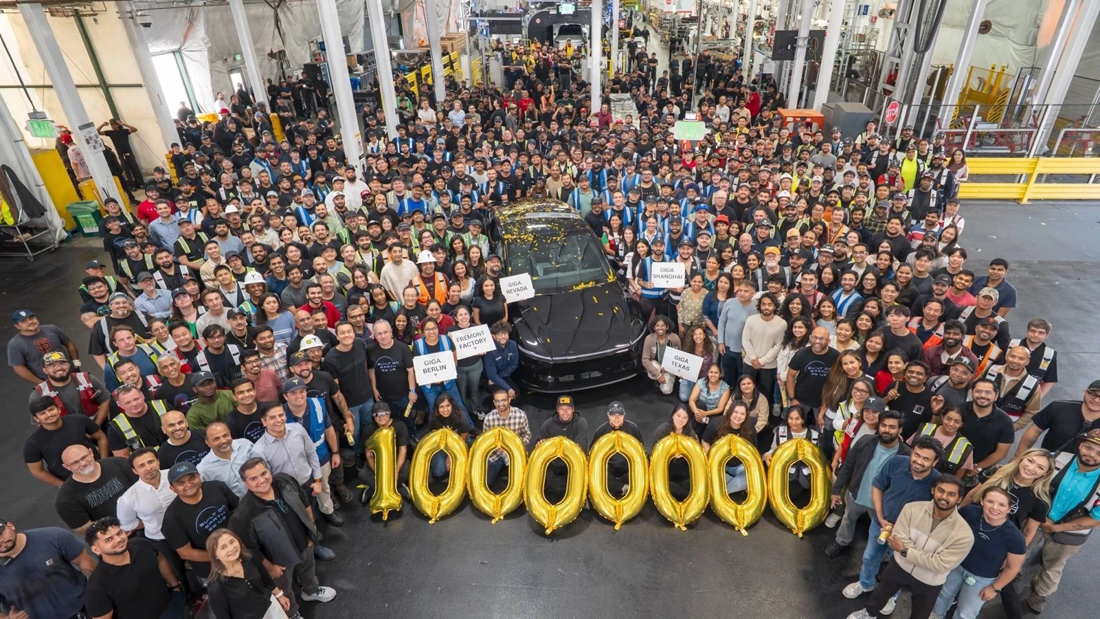 Tesla 10 εκατομμύρια οχήματα
