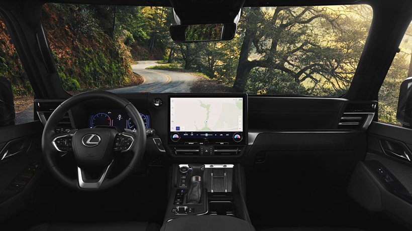Lexus GX SUV Off ROad 2024