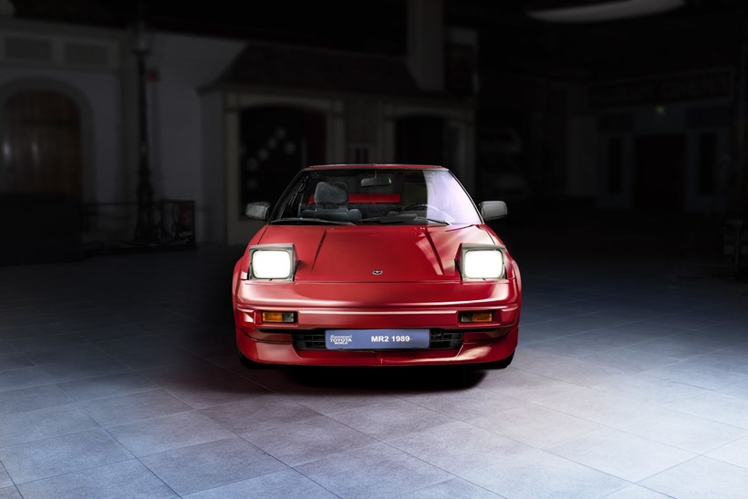 Pop Up Toyota MR2