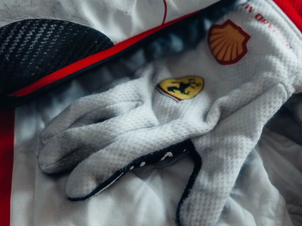 Charles Leclerc Monaco Ρούχα Δημοπρασία