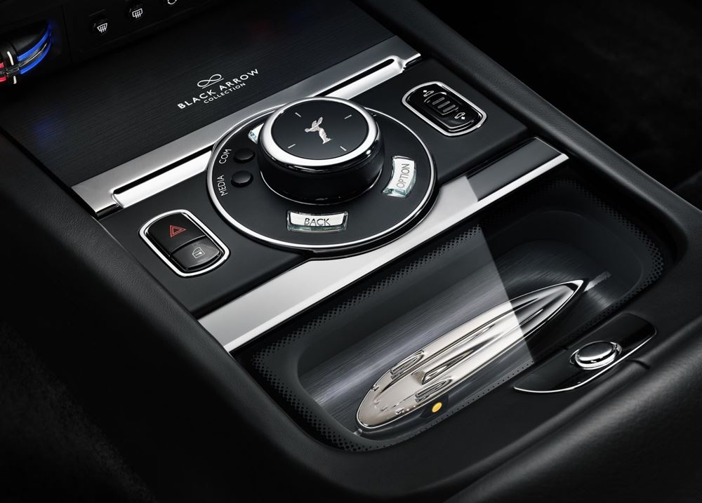 Rolls-Royce Wraith Black Arrow