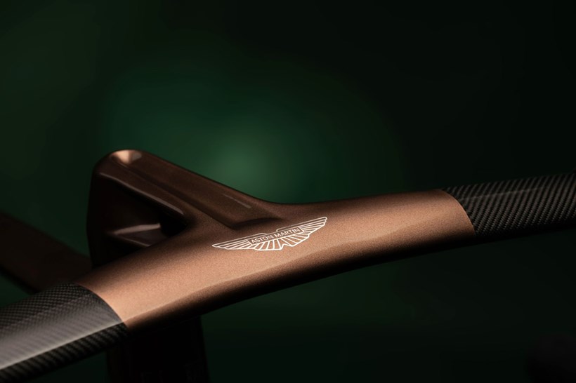 Aston Martin J. Laverack .1R custom ποδήλατο