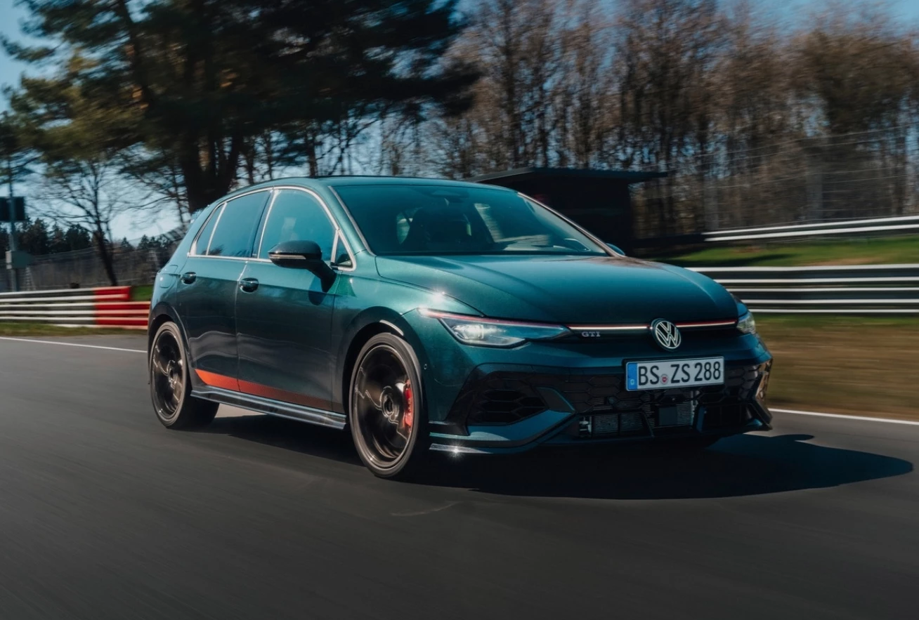 VW Golf GTI EDITION 50 Nurburgring